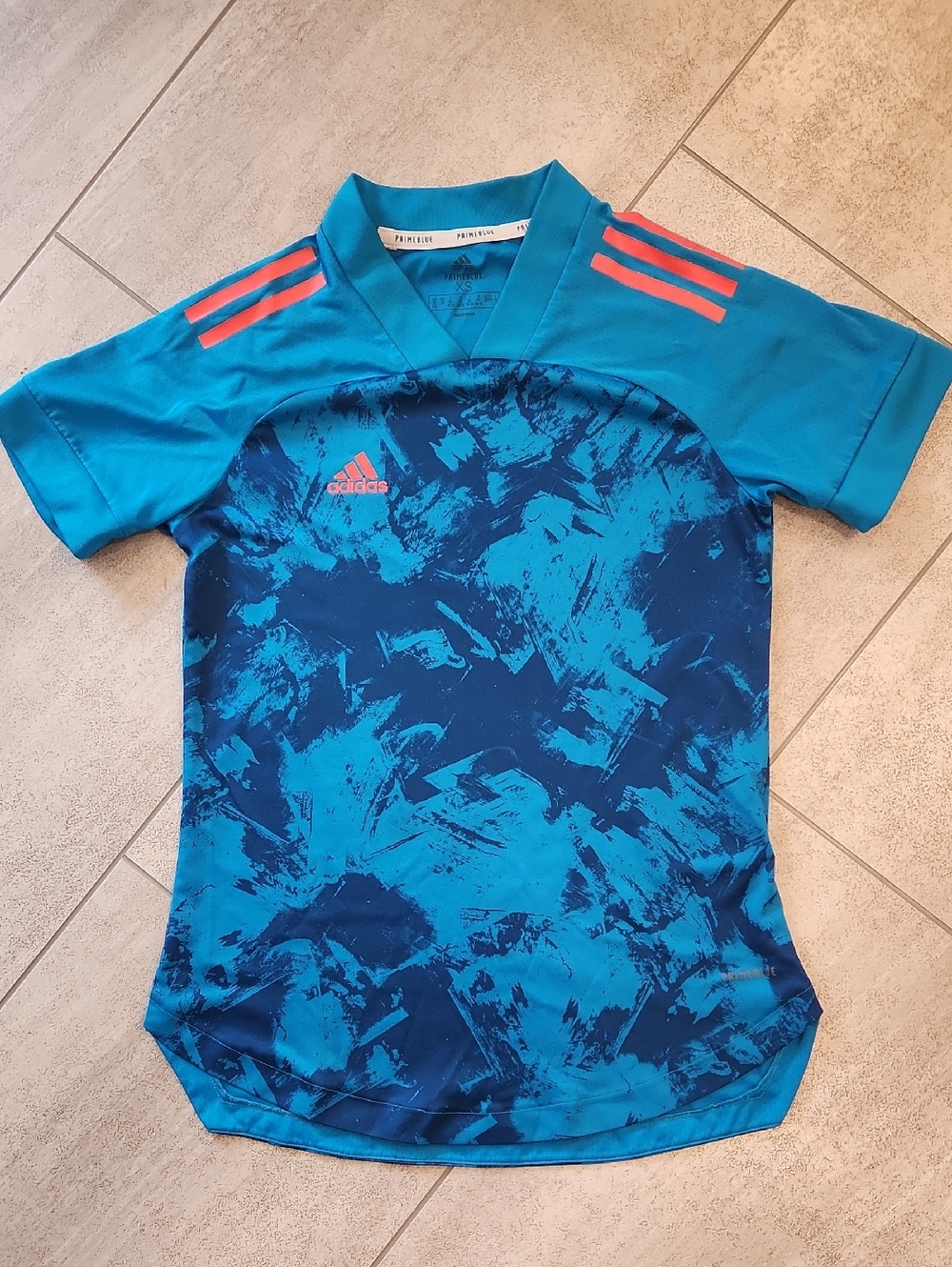 adidas PRIMEBLUE Blue and Teal Graphic Soccer Jersey with Coral Accents Mens XS